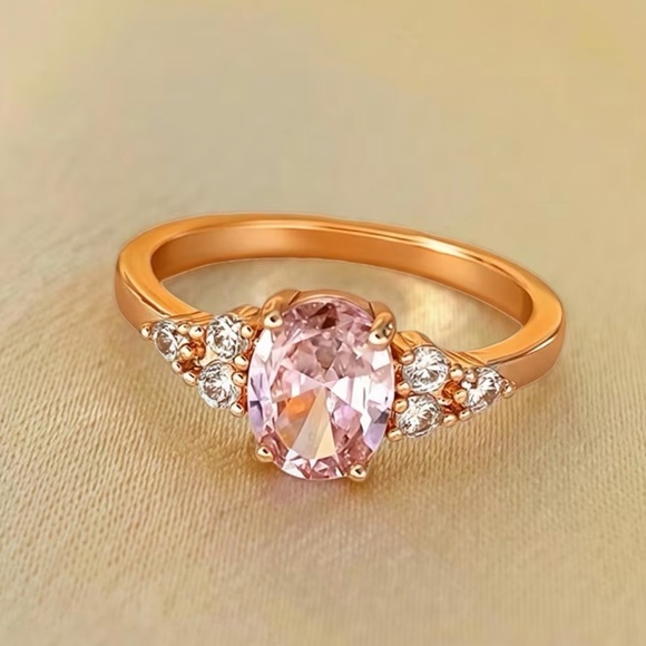 Elegant Pink Gemstone Gold Ring. - Picture 3 of 5